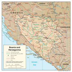 Szczegółowa mapa polityczna i administracyjna Bośni i Hercegowiny z reliefem, miastami i drogami.