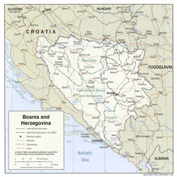 Mapa polityczna i administracyjna Bośni i Hercegowiny z miastami i drogami.