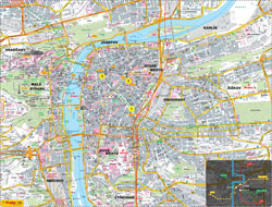 Duża szczegółowa samochodowa i turystyczna mapa Pragi.