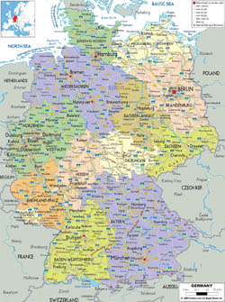 Dokładna mapa polityczna i administracyjna Niemiec z miastami, drogami i lotniskami.