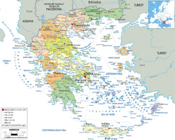 Szczegółowa mapa polityczna i administracyjna Grecji z miastami, drogami i lotniskami.