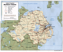 Szczegółowa mapa polityczna i administracyjna Irlandii Północnej.