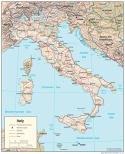 Szczegółowa mapa polityczna Włoch z reliefem, miastami i drogami.