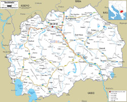 Szczegółowa mapa drogowa Macedonii z miastami i lotniskami.