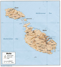 Mapa polityczna Malty z reliefem, drogami i miastami.