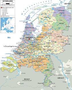 Szczegółowa mapa polityczna i administracyjna Holandii z drogami, miastami i lotniskami.