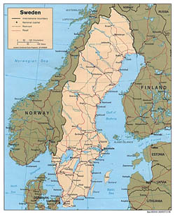 Mapa polityczna Szwecji z drogami i miastami.